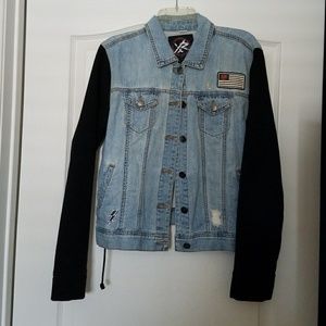 Jean jacket with sweater material